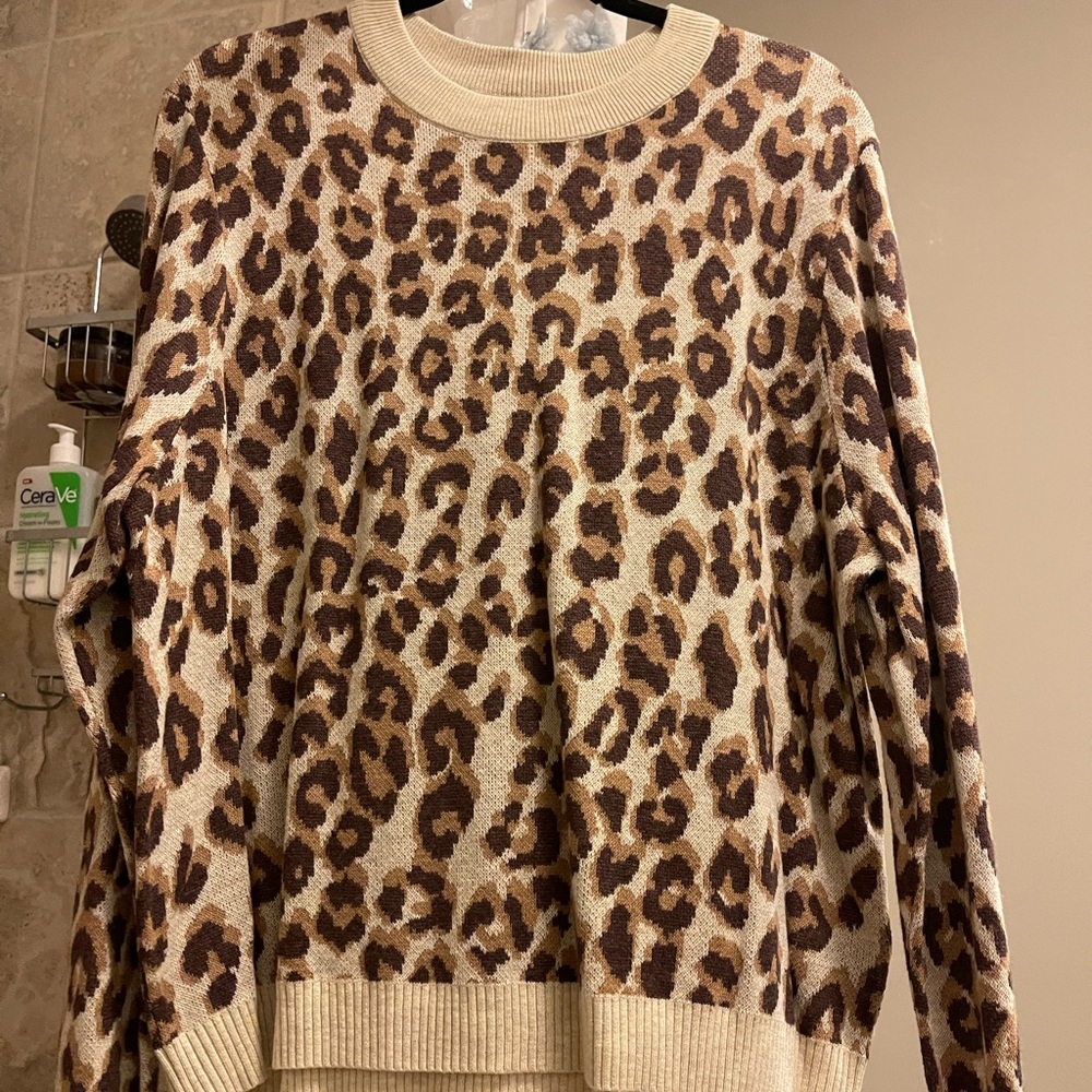 A New Day Leopard Sweater NWT